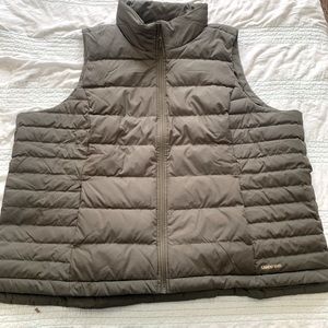 Lands’ End Puffer vest